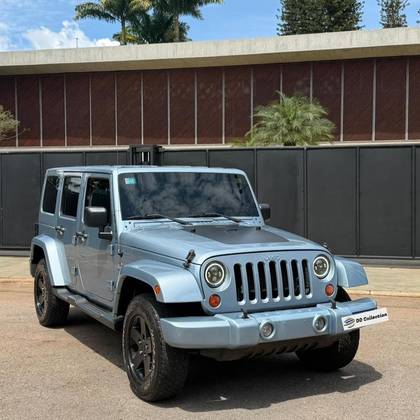 JEEP WRANGLER 3.6 UNLIMITED SPORT 4X4 V6 GASOLINA 4P AUTOMÁTICO